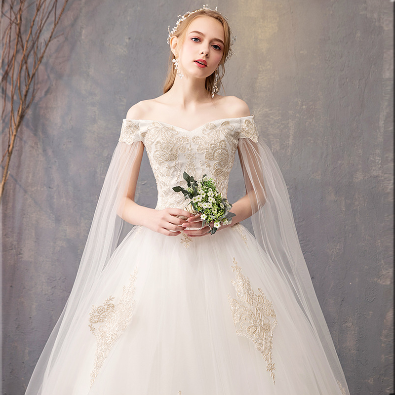 Cute suit for bride for students, open shoulders