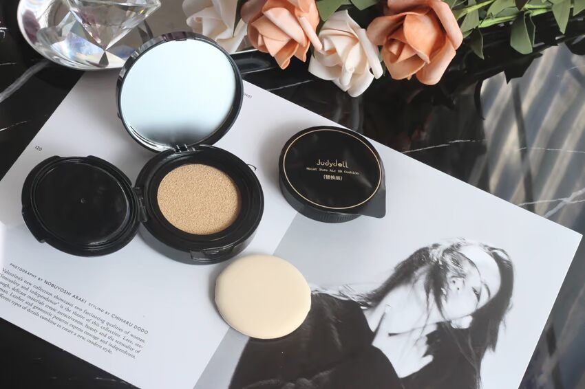Cam mới sản phẩm nước pha lê pha lê đệm không khí BB / CC kem thay thế nước làm mát da kết cấu màu che khuyết điểm kem nền collagen bb