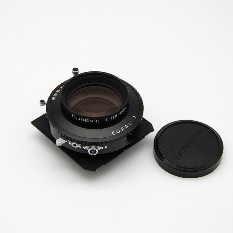 Fuji C 600mm F11 5 oversized camera lens can cover more than 20 inches of painting