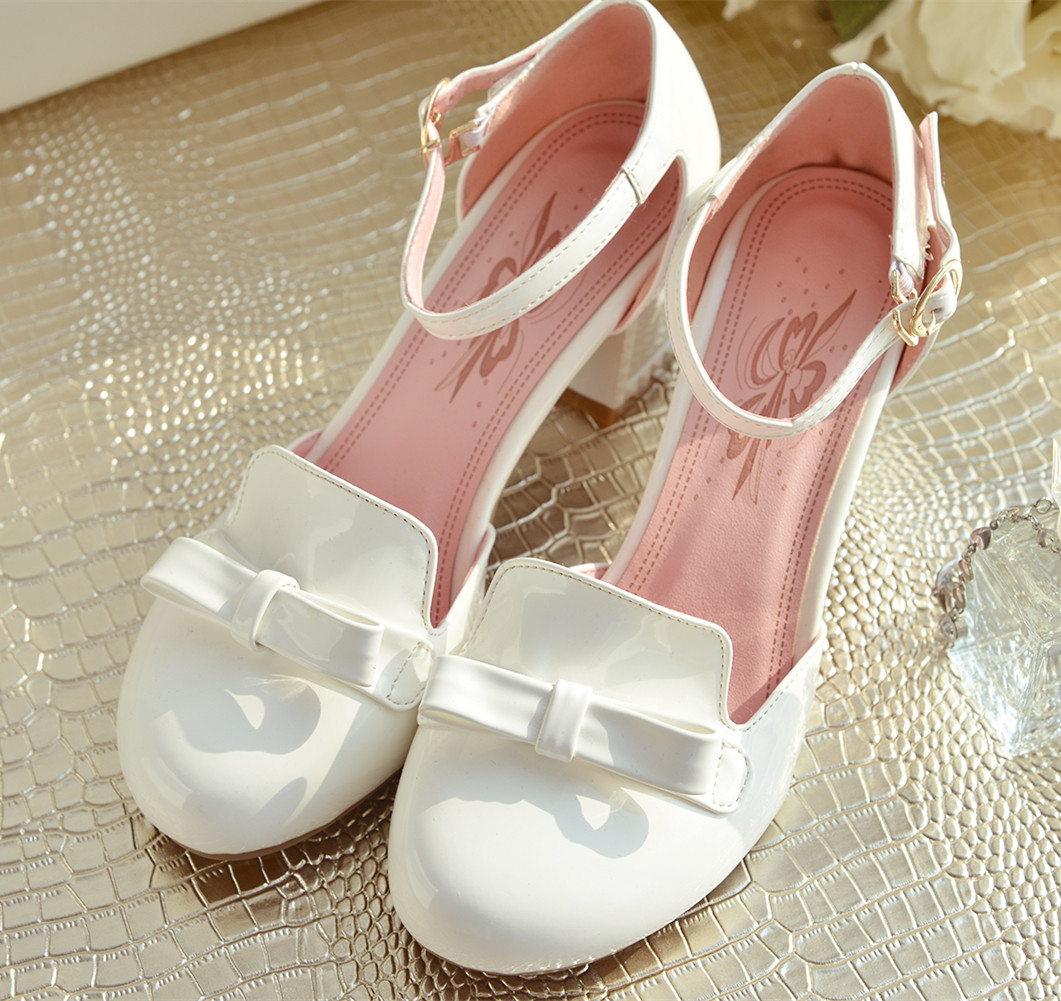 Baotou sandal nữ vuông retro giày một chữ nữ dày với phiên bản Hàn Quốc của giày cao gót nữ mùa hè nữ sinh hoang dã sandal nữ hàn quốc