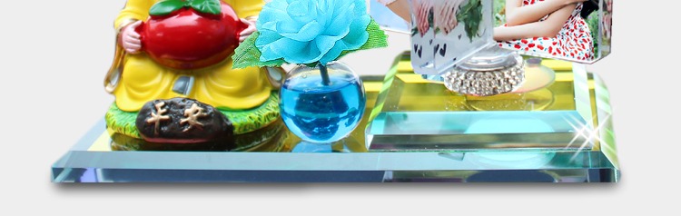 Đồ trang sức xe hơi cá tính sáng tạo lắc đầu tu sĩ nhỏ nam nữ xe ảnh trang trí xe cung cấp Daquan đồ trang trí trong xe ô tô