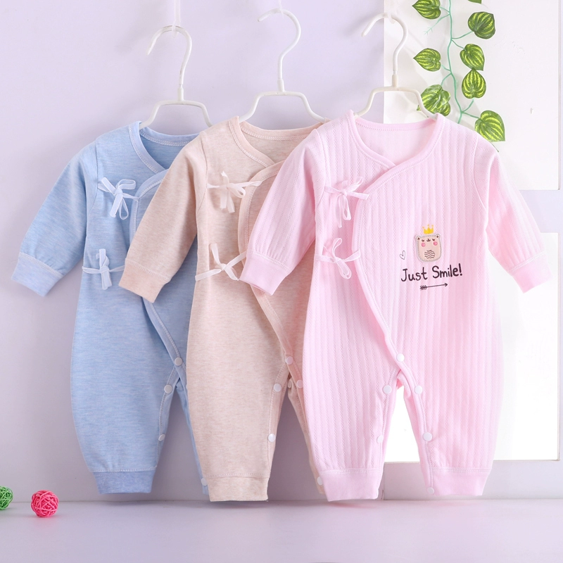 Quần áo trẻ em bằng vải cotton ôm ngực một phần vào mùa hè và mùa xuân Phong cách sơ sinh jacquard đáy quần đóng áo trẻ em - Áo liền quần