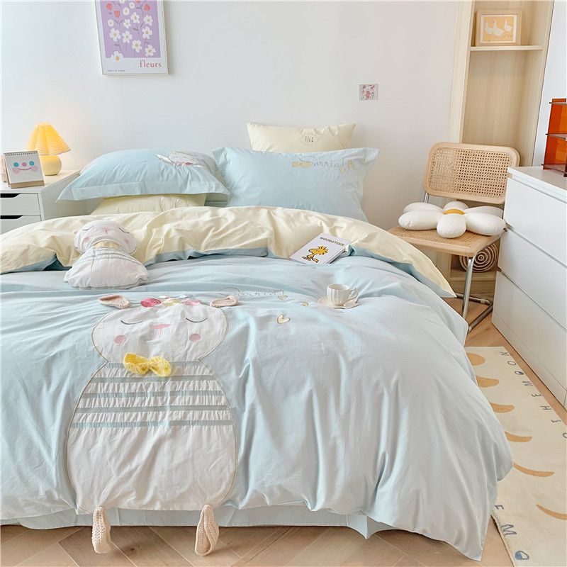 Korean-style children cartoon full cotton washed cotton four pieces of pure cotton cute cloth applique three-dimensional girl quilt cover three sets