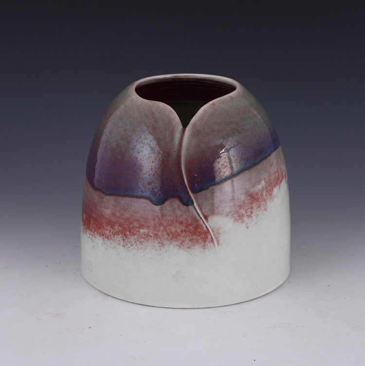 Academy of Fine Arts student ceramic works flower cheongsam shape vase flower insert pen holder ceramic ornaments artwork