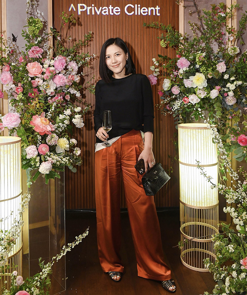 Tangtang 2004 high-definition women's wear fake two-piece backless lace-up chic top women's summer niche black silk shirt thin