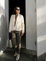 Only the cloud knows@Tang Tang 2004 white goose down loose thin warm short down jacket jacket female 20 autumn and winter