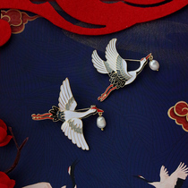 Fairy Crane Cartoon Brooch China Retro Wind Elegant Autumn Winter Pearl Silk Scarf Buttoned Chest Flower Upscale Womens Tide Personality