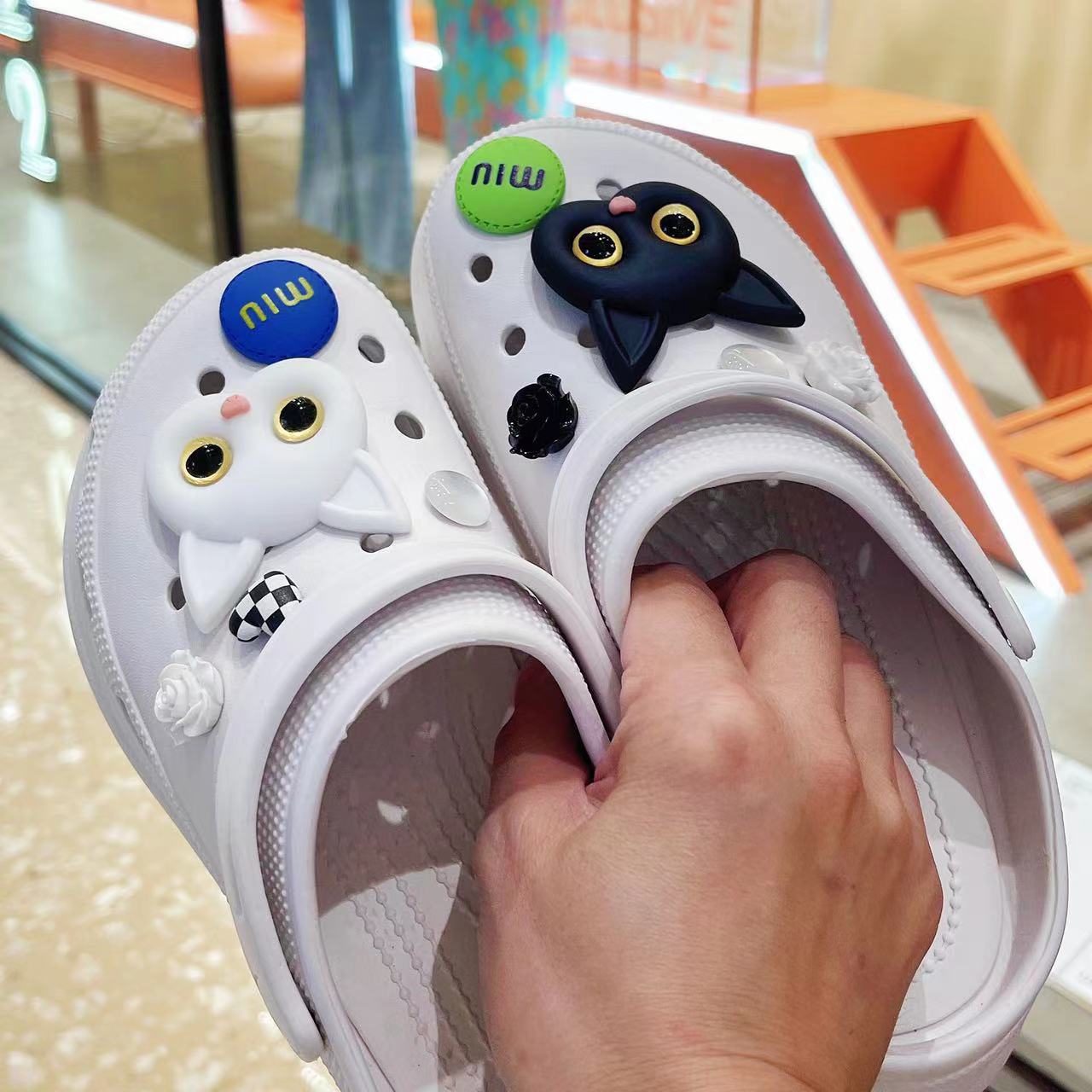 Dongle Shoes Shoes shoes Flowers Cartoon Daisy Flowers Dongle Cave Shoes Accessories DIY uppers Decorative Ornaments Detachable