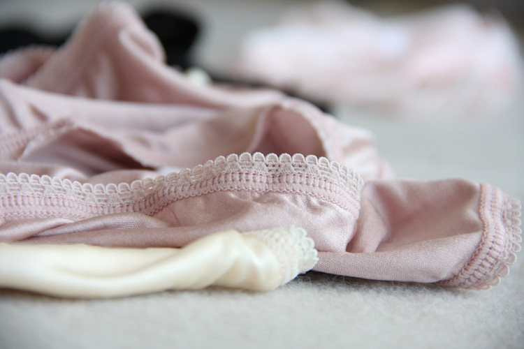 Slip 100% sexy en soie - Ref 643291 Image 20