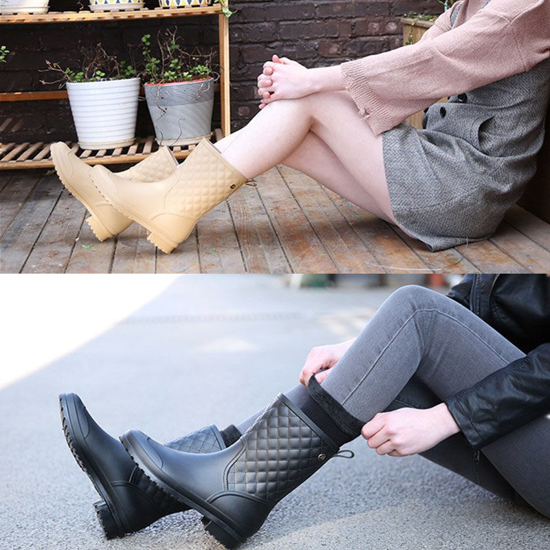 Women's rain shoes middle tube wear-resistant thick rubber shoes warm rain boots non-slip waterproof Korean fashion wear adult overshoes water shoes