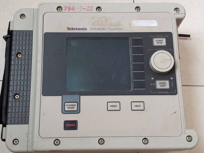 Tektronix TFS3030 fibermini light time domain reflector (bad not power) physical graph