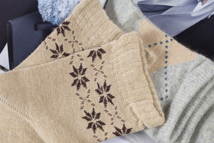 R46(C154) Japanese DAN keeps warm in winter, fried chicken is soft, loose mouth does not tighten feet, seamless YANG hair