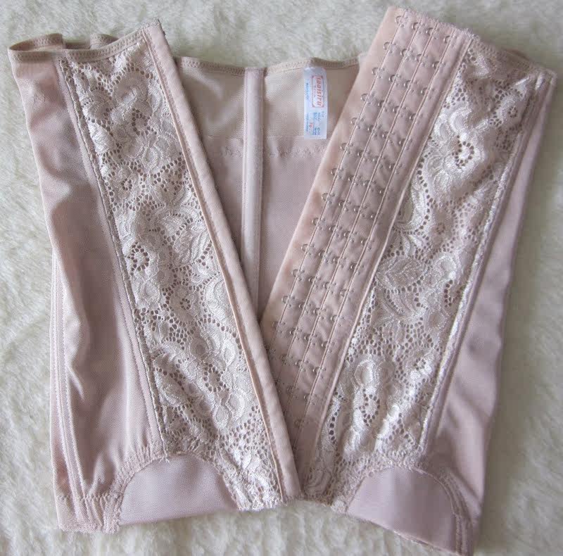 Corset en acrylique - Ref 673036 Image 15