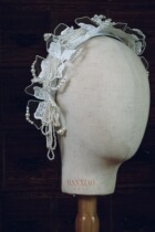 Han Xiao bride jewelry lace splicing method embroidered flower hair hoop girl retro tassel model photo studio photo style