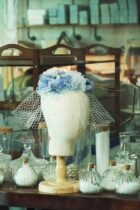 Han Xiaos hat decorated with flower front area cap with large mesh small yarn blue gray purple