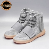 Университет Северной Каролины adidas Yeezy 750 Boost kan ye Nights Light Coconut BB1840 Spot