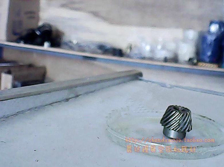 Take knife gear to build Fengyi walk knife tool small gear