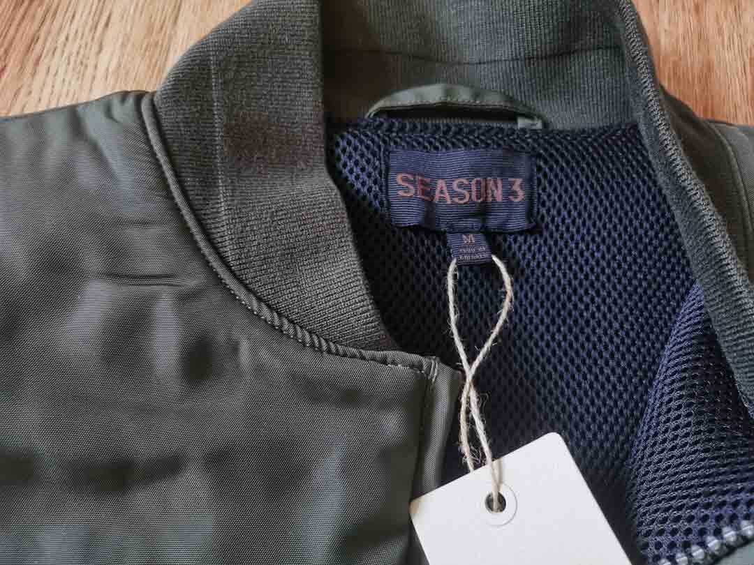 Yeezy season 3 куртка бомбардировка бомбардировщика машина грамм 其它（服饰） 