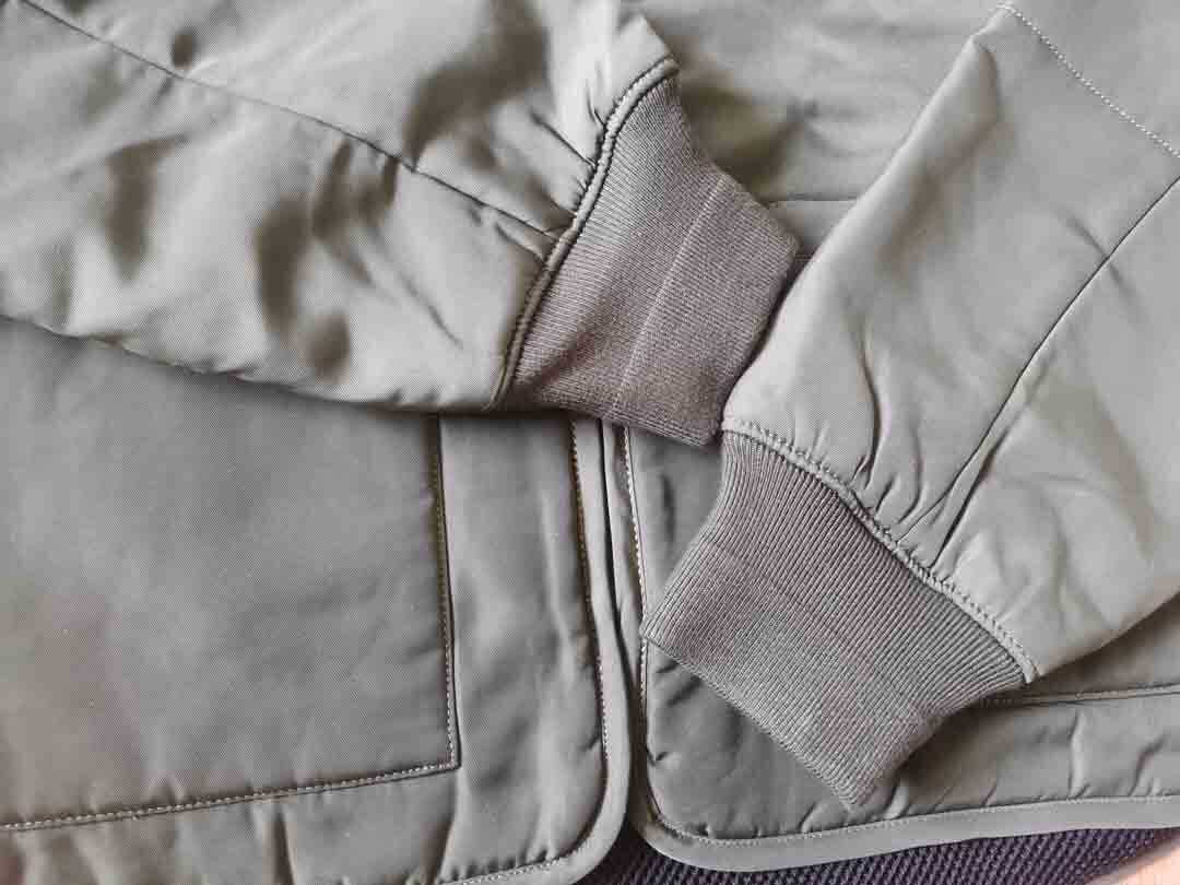 Yeezy season 3 куртка бомбардировка бомбардировщика машина грамм 其它（服饰） 