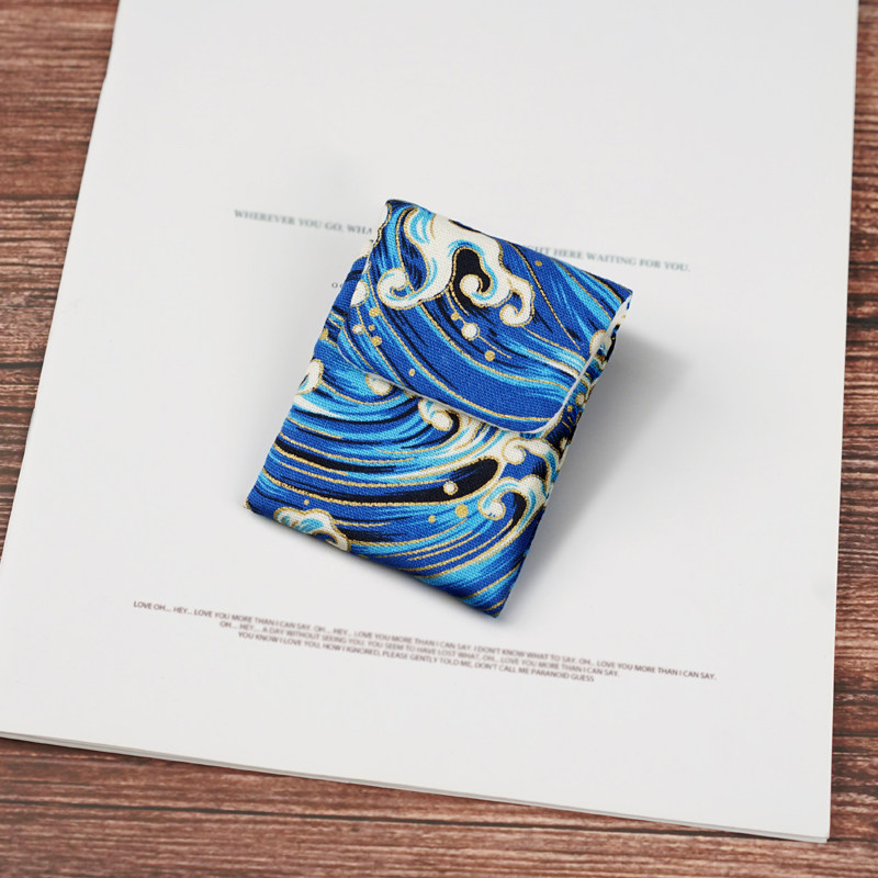 Suitable for rover Lollipods plus Bluetooth headphone charging case protective sleeve containing cloth bag anti-scratches