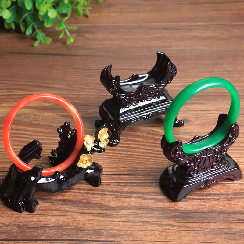 Resin horn-shaped bracelet display stand High-grade agate jade bracelet bracelet display bottom plum bracelet stand