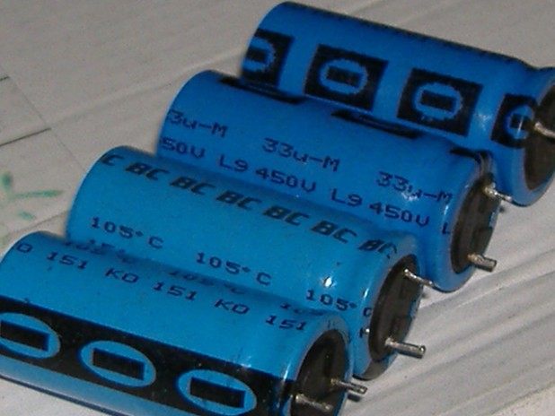 Philips (BC)33UF450V Bold Filter Electrolytic Capacitor