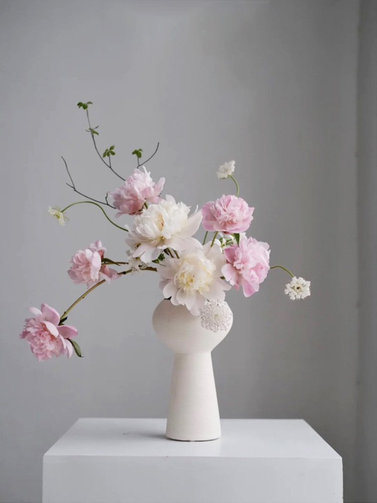 Net red small red book blogger recommended the same kind of ceramic vase thread lighthouse shaped living room bedroom desktop decorative florin