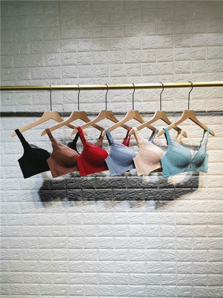 155 Side collection of sub-milky ladies 6 Thrones to gather sexy B-cup bra