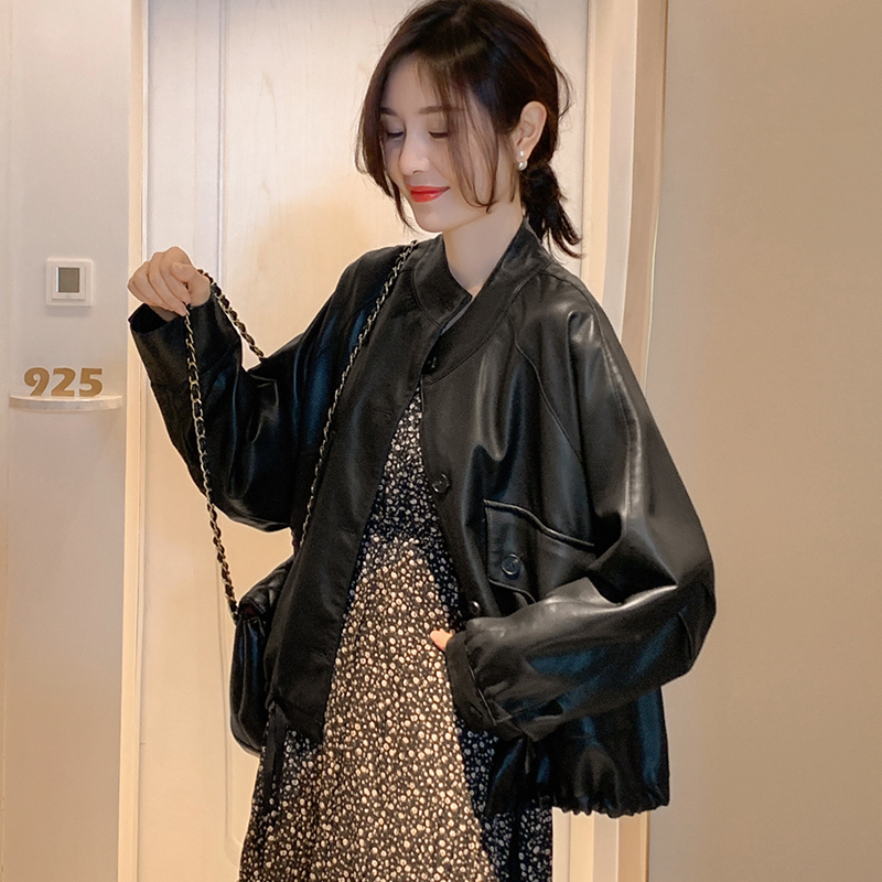 Euro Trạm 2020 mùa xuân và mùa thu của phụ nữ New châu Âu phụ nữ Hàn Quốc Leather Jacket Casual Đen Ít Leather Jacket nữ ngắn