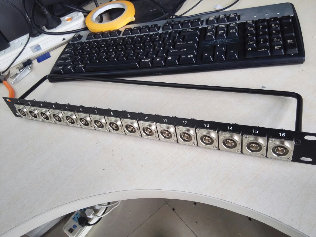 U16-BNC Canaimei HD-SDI HD video BNC dual-pass socket 4K HD 16-bit hole 1U cabinet panel