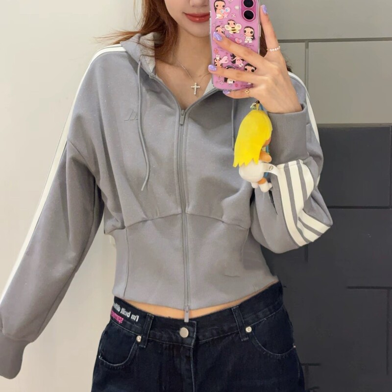 Adidas Women's Spring Knit Three-Stripe Casual Sports Hooded Top Loose Jacket Kx8906 Adidas Women's Spring Knit Three-Stripe Casual Sports Hooded Top Loose Jacket Kx8906