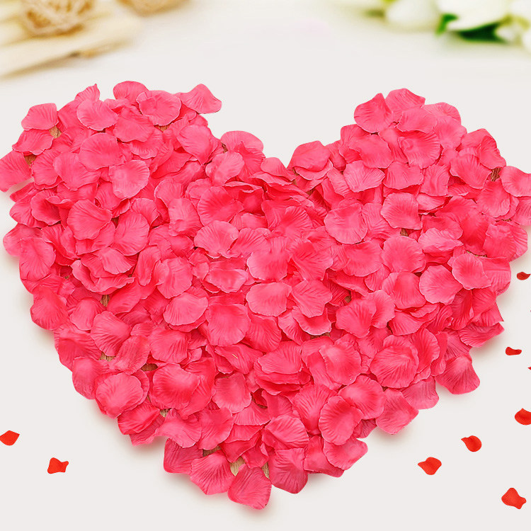 Simulation of rose petals with petals sprinkling wedding bed wedding wedding wedding wedding wedding wedding celebration birthday hand thrown