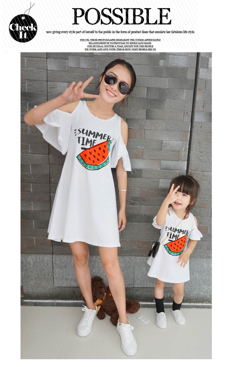 Cha mẹ và con gia đình mùa hè ba gia đình mẹ và con cộng với phân bón XL sơ sinh t-shirt mẹ váy bé là mỏng