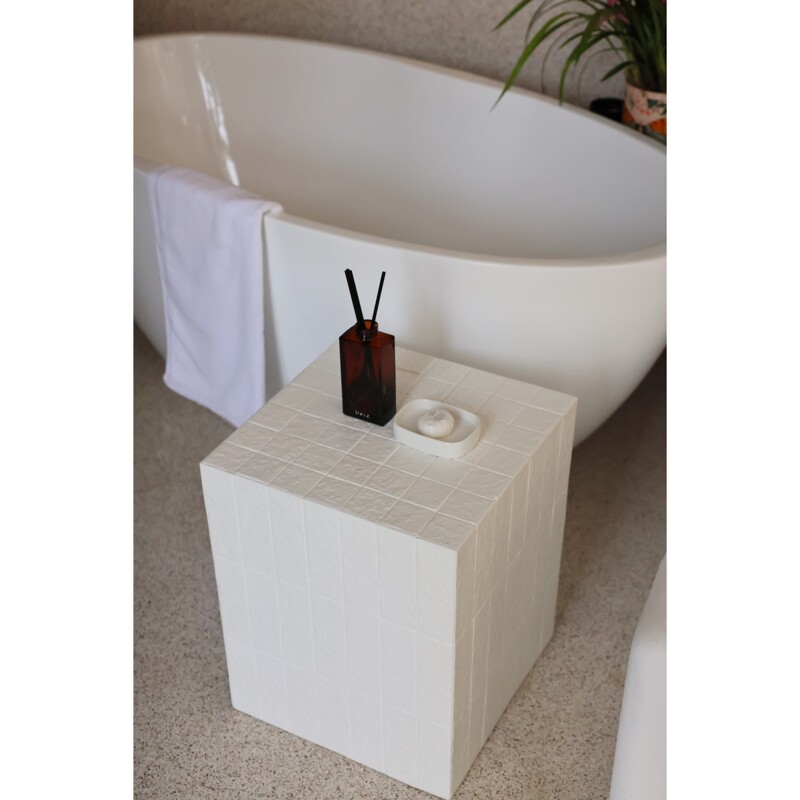 Minimalist White Faux-Mosaic Bedside Table Design, Geometric Corner Table, Sofa Side Table for Modern Living Room Minimalist White Faux-Mosaic Bedside Table Design, Geometric Corner Table, Sofa Side Table for Modern Living Room