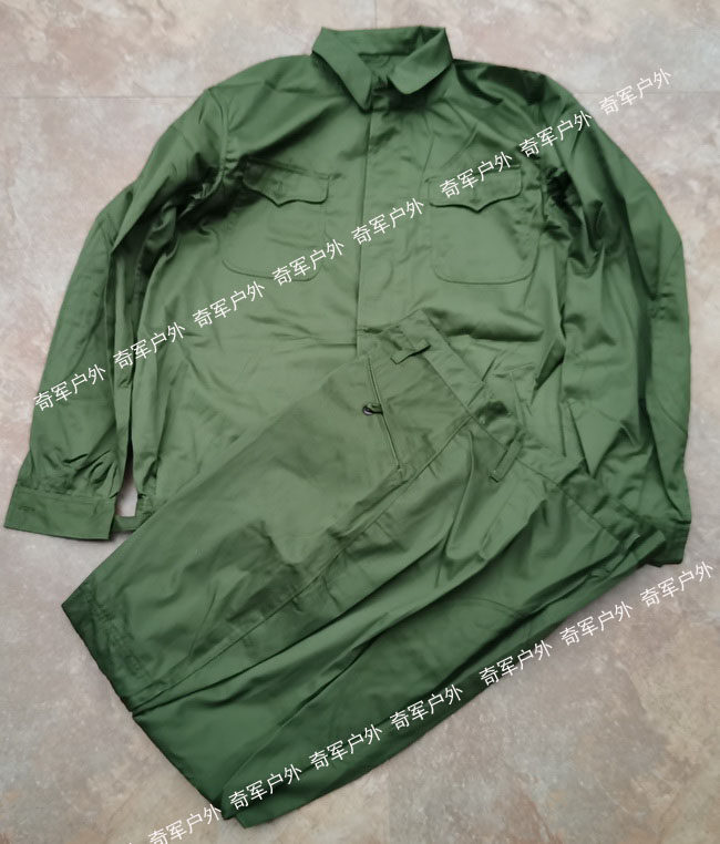 Winter Army Green Twill Striped Polyester Pasta Material Armored Tank Work Suit