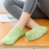Tất chống nứt vớ gel dưỡng ẩm gót chân silicon đầy đủ gót chân phụ nữ yoga tinh dầu che chân tất chống nứt - Vớ mắt cá chân