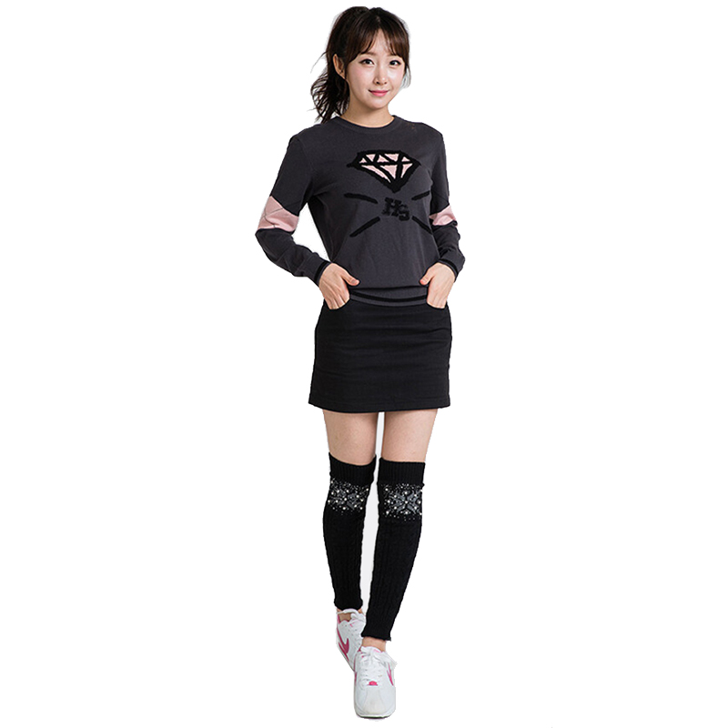 Korean golf long barrel women's socks autumn and winter cotton socks over the knee sunscreen socks black and white sports outdoor socks