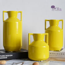 Modern minimalist yellow Geometric Binaural Handheld Ceramic Vase Pendulum Nordic Living Room Flower Flower Flower Soft decorations