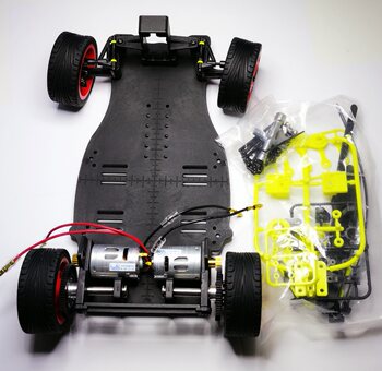 21St National College Student Intelligent Vehicle Competition Officially Designated Four-Wheel Vehicle Model C Vehicle Model Yan Guo Liuzhen Group Longqiu Technology