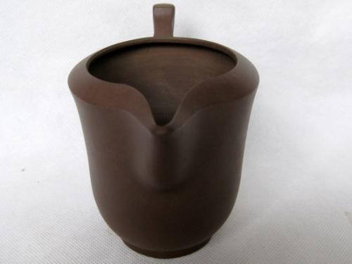 {至善 斋} Old Zisha Wenge Old Purple Mud Hình trái tim Justice Cup Yixing Zisha Craft Factory 70's đồ gốm đất sét