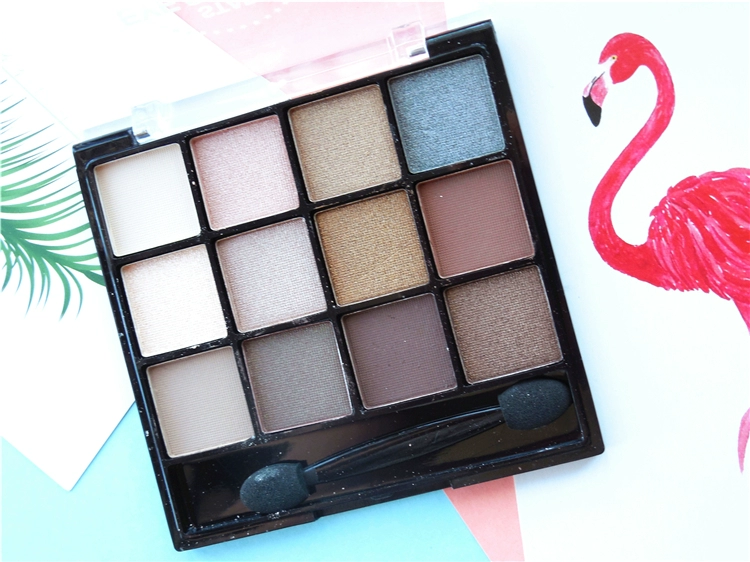 Trả lại cho khách hàng cũ!包邮 ~ Xuất khẩu Dubai màu xám-màu đất màu tím pearlescent matte eyeshadow khay clio bảng mắt
