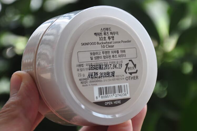 Authentic Skin thực phẩm thân thiện với da kiều mạch bột lỏng / bột mật ong / bộ phấn trang điểm 23g nhiều màu lựa chọn với phấn phấn phủ nyx