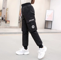 Черный внутренний лайнер может быть снят