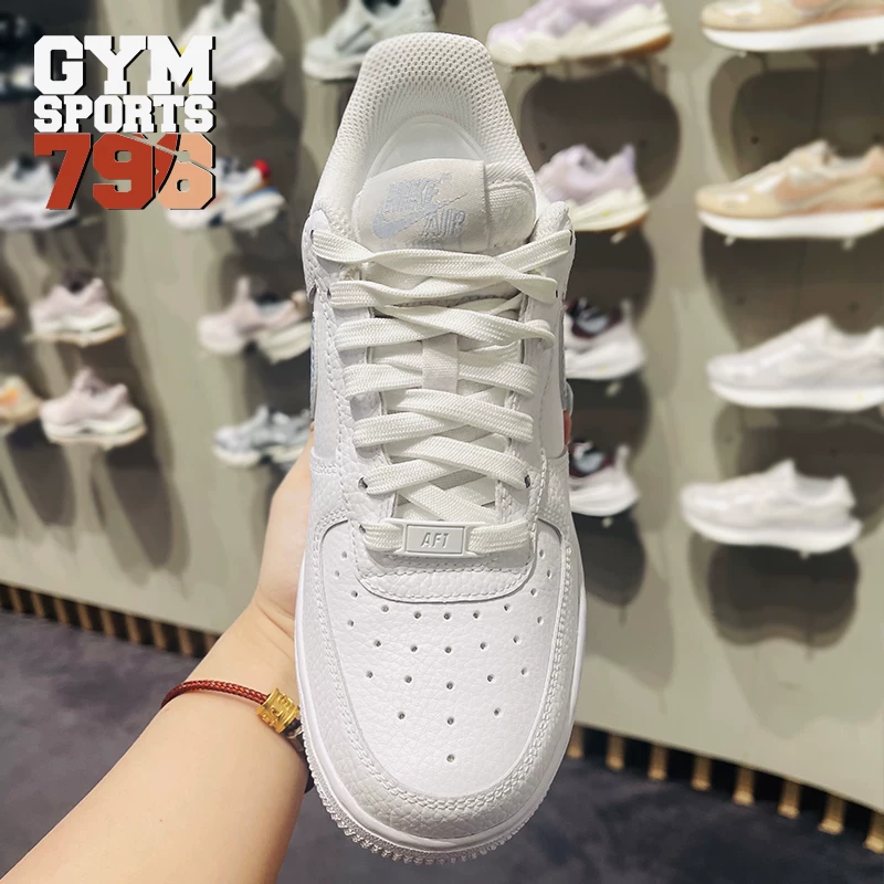 Женские кроссовки Nike летом новые Air Force 1 AF1 белые и синие низкие кеды HF0022