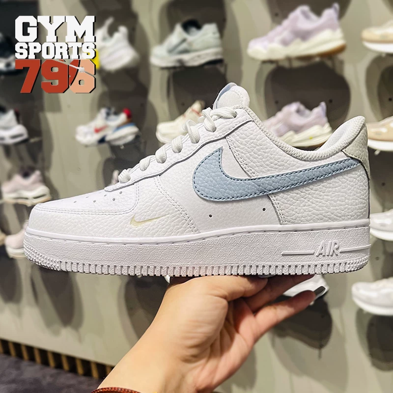Женские кроссовки Nike летом новые Air Force 1 AF1 белые и синие низкие кеды HF0022