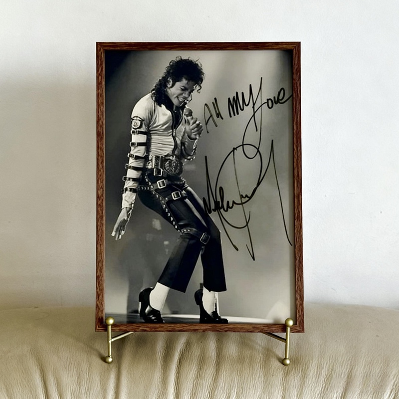 Michael Jackson Signature Photo with Frame