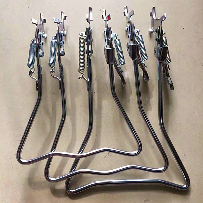 老式加重自行车的稳定助手：28寸双支架脚撑配件解析