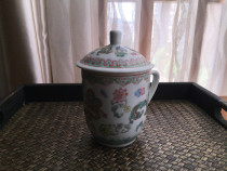 Jingdezhen Cultural Revolution old factory goods porcelain pastel hand-painted five Dragons wearing West flower tea cup Cup Cup with defects