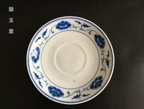 Jingdezhen Cultural Revolution old factory goods red flag porcelain factory 70 s glaze color Camellia 16cm high white clay glaze porcelain plate