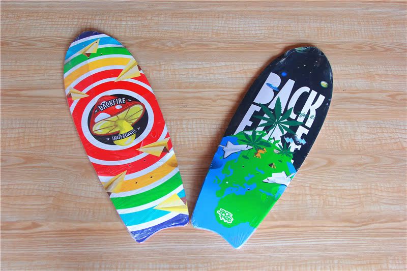 Dog skate board bulldog skateboard use plate surface 70 length 24 width fish-shaped professional board surfboard